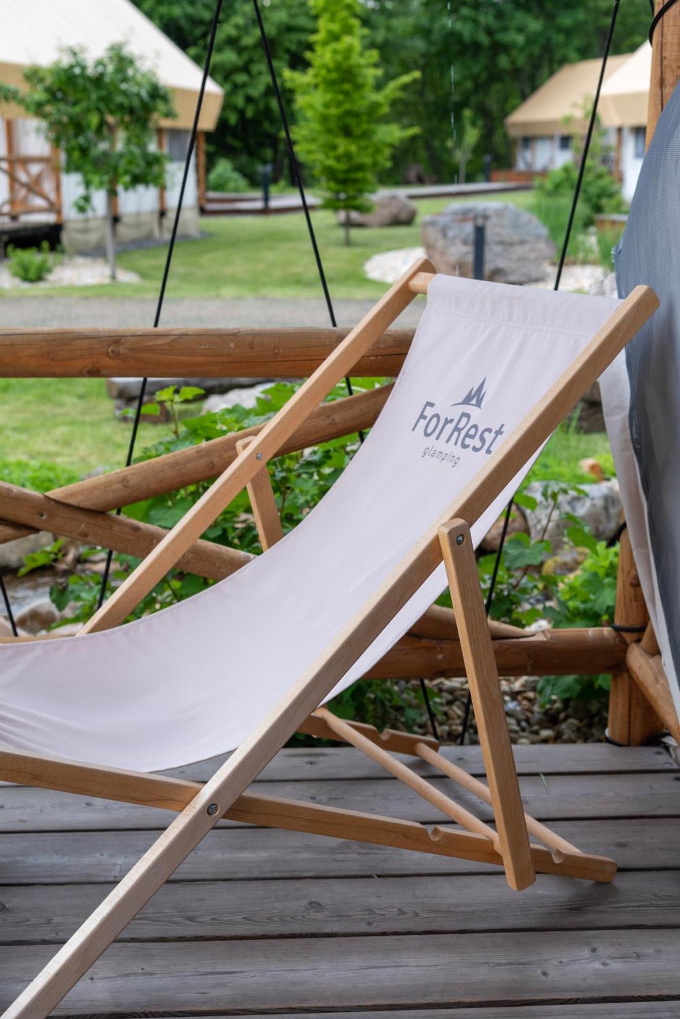 Отель Forrest Glamping Банска-Штьявница Экстерьер фото