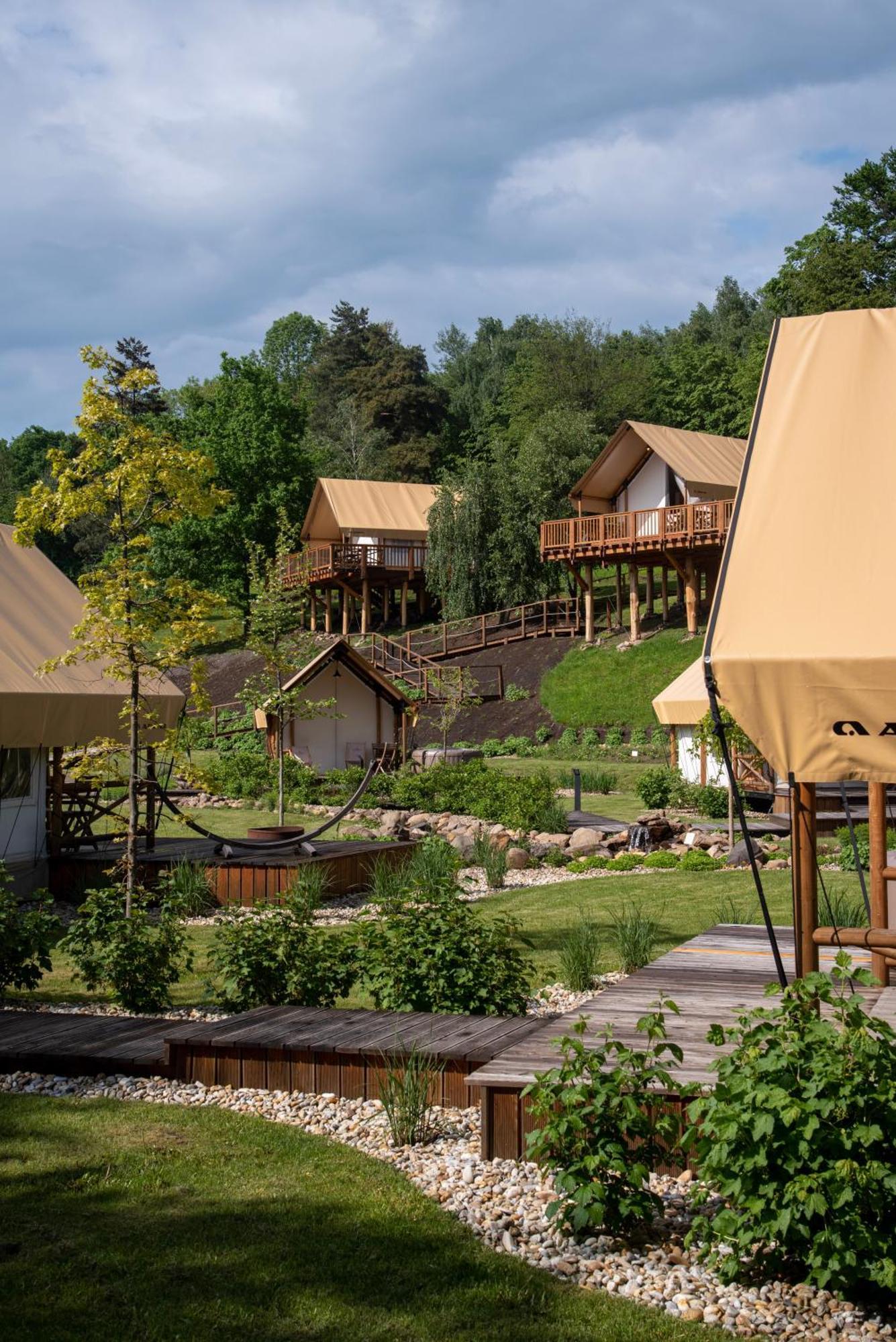 Отель Forrest Glamping Банска-Штьявница Экстерьер фото