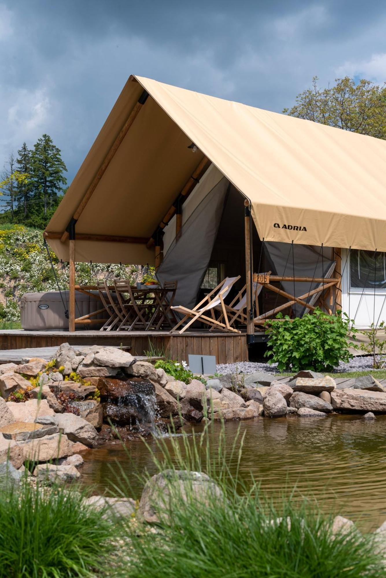 Отель Forrest Glamping Банска-Штьявница Экстерьер фото